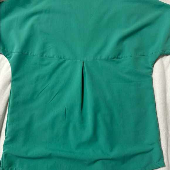 Mandala scrubs size medium - Picture 4 of 6